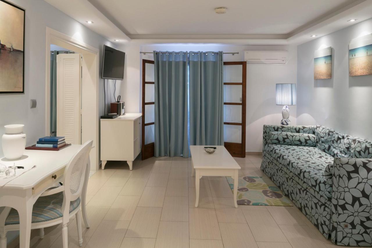 Hotel Magic Ajia Paraskiewi